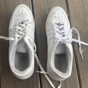 Nike Air Force 1, Women’s size 8, good condition. Discounted shipping!